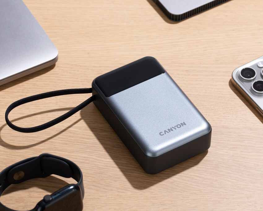 Canyon OnPower 600: 20 000 mAh / 74 Wh