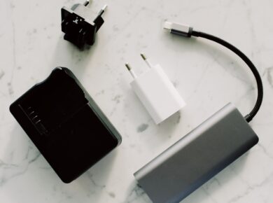 Power Delivery (PD) срещу Quick Charge (QC)